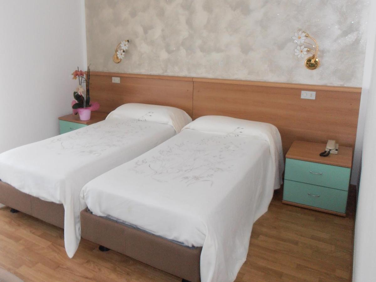 Отель Locanda Ridevert Тьоне-ди-Тренто Экстерьер фото